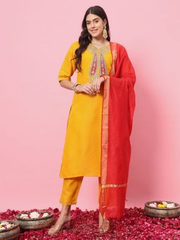 VredeVogel - Yellow Cotton Blend Kurta with Pant and Dupatta