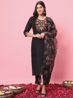 VredeVogel - Black Silk Blend Kurta with Pant and Dupatta