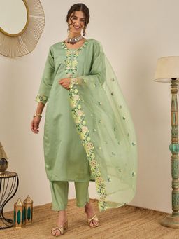 VredeVogel - Green Silk Blend Kurta with Pant and Dupatta