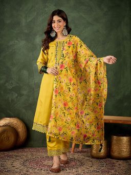VredeVogel - Yellow Silk Blend Kurta with Pant and Dupatta