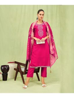 VredeVogel - Pink Silk Blend Kurta with Pant and Dupatta