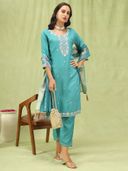 Teal color option, Currently selected