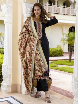 VredeVogel - Black Silk Blend Kurta with Pant and Dupatta