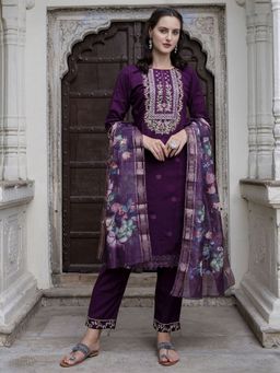 VredeVogel - Purple Silk Blend Kurta with Pant and Dupatta