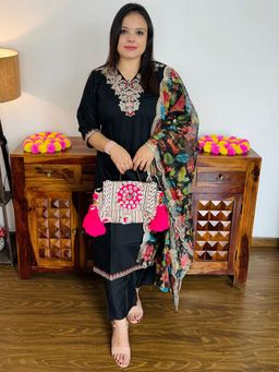 VredeVogel - Black Viscose Rayon Kurta with Pant and Dupatta