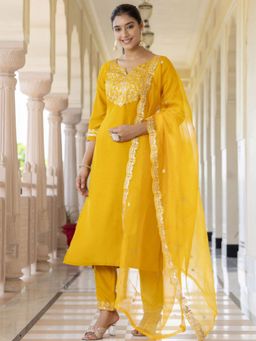 VredeVogel - Yellow Silk Blend Kurta with Pant and Dupatta