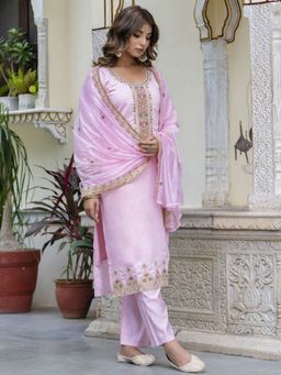VredeVogel - Pink Embroidered Kurta with Pant and Dupatta