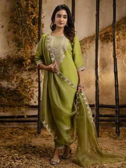 VredeVogel - Green Embroidered Kurta with Pant and Dupatta