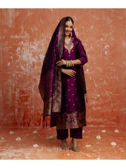VredeVogel - Purple Floral Woven Kurta with Pant and Dupatta