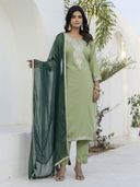 Green color option, Currently selected