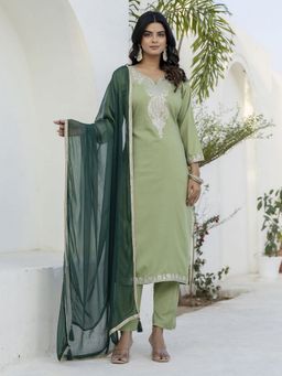 VredeVogel - Light Embroidered Green Kurta with Pant and Dupatta