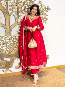 VredeVogel - Pink Silk Blend Embroidered V Neck Anarkali Kurta with Pant and Dupatta