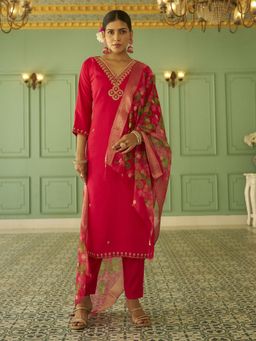 VredeVogel - Pink Silk Blend Embroidered V Neck Kurta with Pant and Dupatta