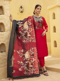 VredeVogel - Red Woven Design Kurta with Pant and Dupatta