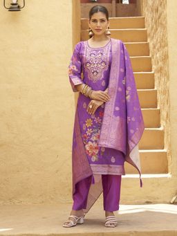 VredeVogel - Purple Straight Embroidered Kurta with Pant and Dupatta