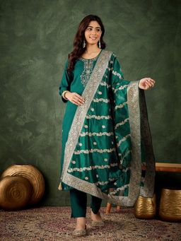 VredeVogel - Green Embroidered Kurta with Pant and Dupatta