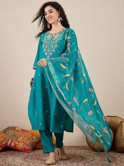 VredeVogel - Rama Green Embroidered Kurta with Pant and Dupatta