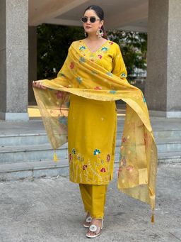 VredeVogel - Yellow Embroidered V Neck Kurta with Pant and Dupatta
