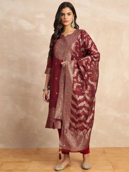 VredeVogel - Red Floral Woven Kurta with Pant and Dupatta