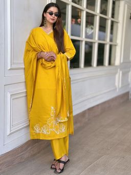 VredeVogel - Embroidered Yellow Kurta with Pant and Dupatta