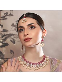 Auraa Trends - Elegant Pink Kundan Stones Bridal Necklace Set