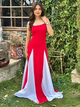 Tandul - Stunning Red Flared Maxi Dress