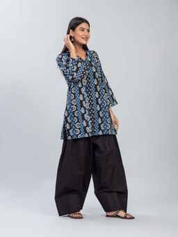 Baaori - Womens Blue Pure Cotton Ajrakh Straight Kurta Farshi Salwar Set