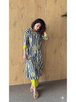 Baaori - Womens Black Pure Cotton Palm Tree and Stripe Print Straight Kurta Pant Set