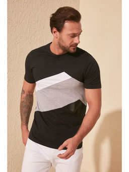 Trendyol - Man Black T-Shirt