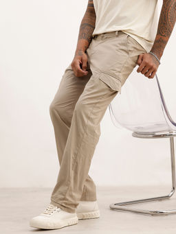 WROGN - Solid Straight Fit Cargo Pant