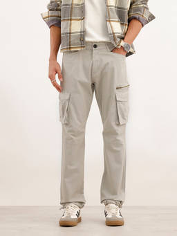 WROGN - Solid Straight Fit Cargo Pant