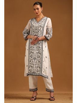 Soch - Off White Chanderi Floral Kurta With Pant