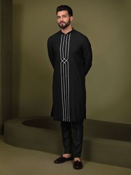 KISAH - Men Black Kurta (Set of 2)