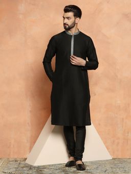 KISAH - Men Black Kurta (Set of 2)