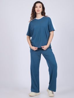 Outzidr - Women Blue Textured Loose Fit Co-Ord (Set of 2)