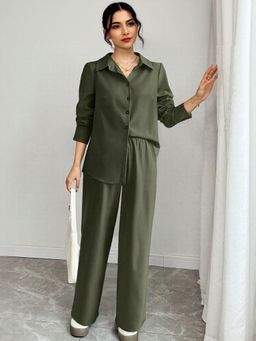 Outzidr - Women Green Solid Relaxed Fit Co-Ord (Set of 2)