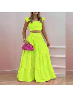 Outzidr - Women Green Solid Flared Fit Crop Top with Skirt (Set of 2)