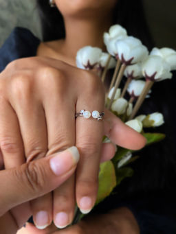 Silberry - 925 Sterling Silver Pearl Twilight Ring