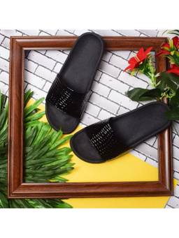 XE Looks - Black Croco Textured Design Comfortable Sliders