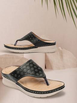 XE Looks - Black Beaded Crisscross With Subtle Sparkle Wedge Thong Sandals