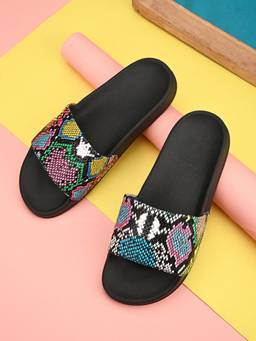 XE Looks - Trendy And Leisurely Printed Design Comfortable Sliders