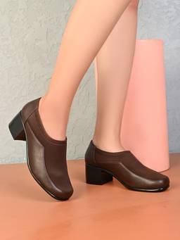 XE Looks - Soft And Supportive Office Wear Block Heel Shoes