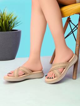 XE Looks - Braided Cross Strap Cushioned Comfort Platform Slippers