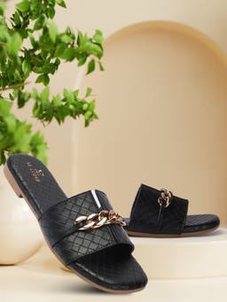 XE Looks - Buckle and Textured Soft Comfortable Casual Flats Slippers