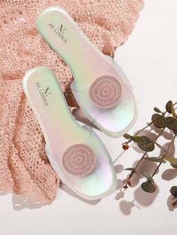 XE Looks - Chic and Trendy Stylish Fancy Flat Slippers