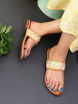 XE Looks - Embellished Toe-Ring Flats