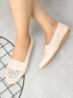 XE Looks - Ethnic Design Stylish And Trendy Comfortable Ballerinas