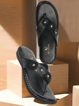 XE Looks - Sophisticated And Classic Flower Design Soft Cushion Doctor Slippers