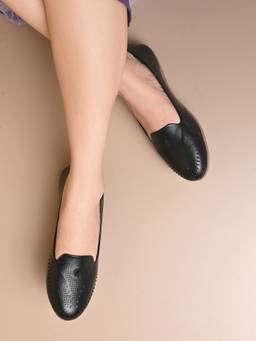 XE Looks - Stylish And Comfortable Everyday Ballerinas