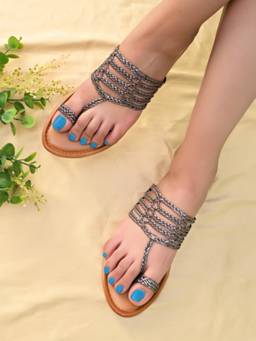 XE Looks - Multi-Strap Braided Toe-Ring Flats Sandal